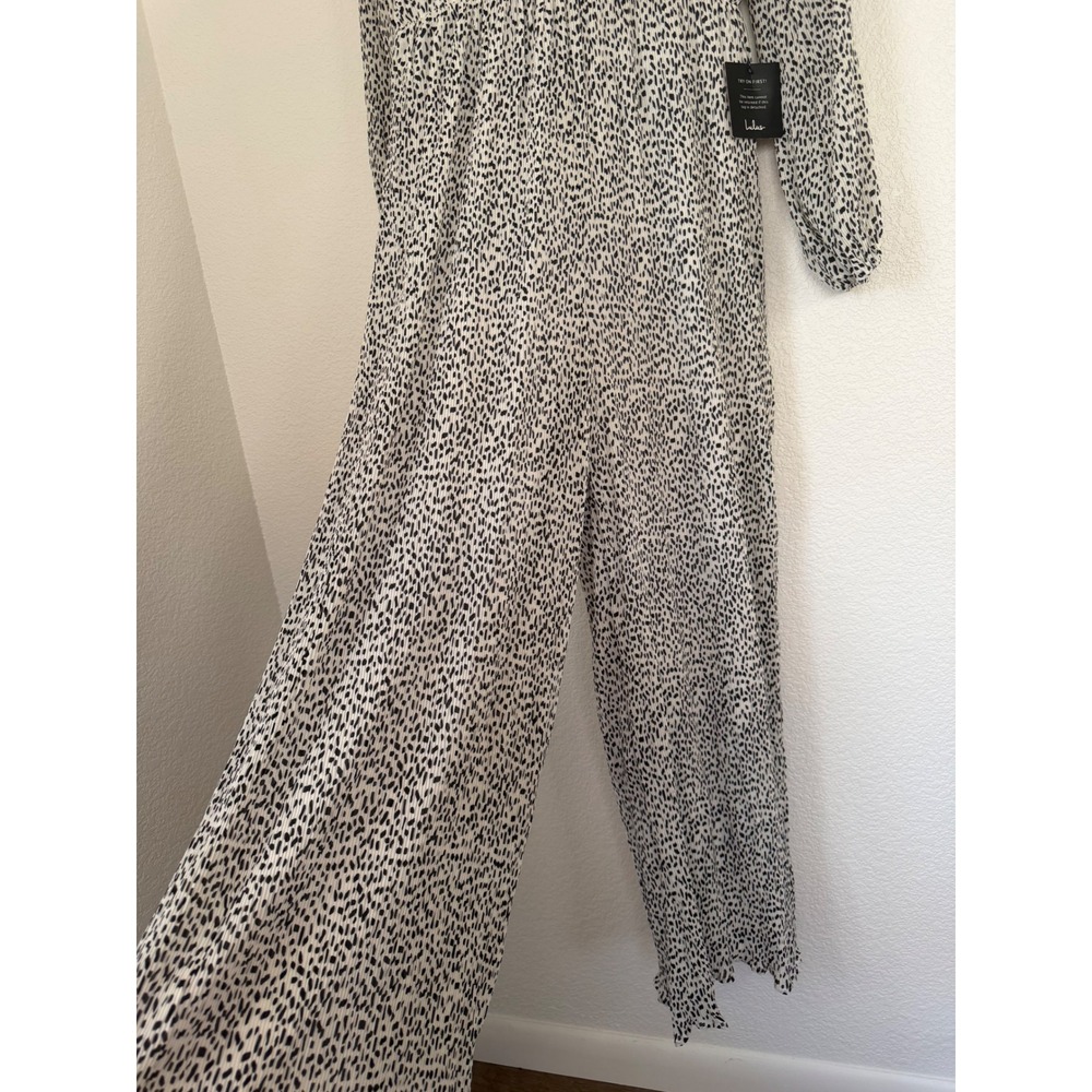 Lulus Wide Leg Jumpsuit Womens M Cream Black Dotted Balloon Sleeve NWT Jumpsuit - Picture 7 of 7